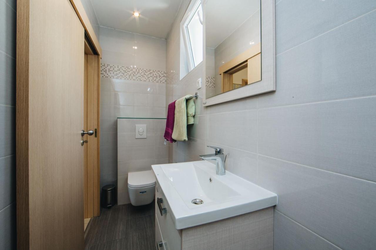 Apartments Mateo เบรลา ภายนอก รูปภาพ